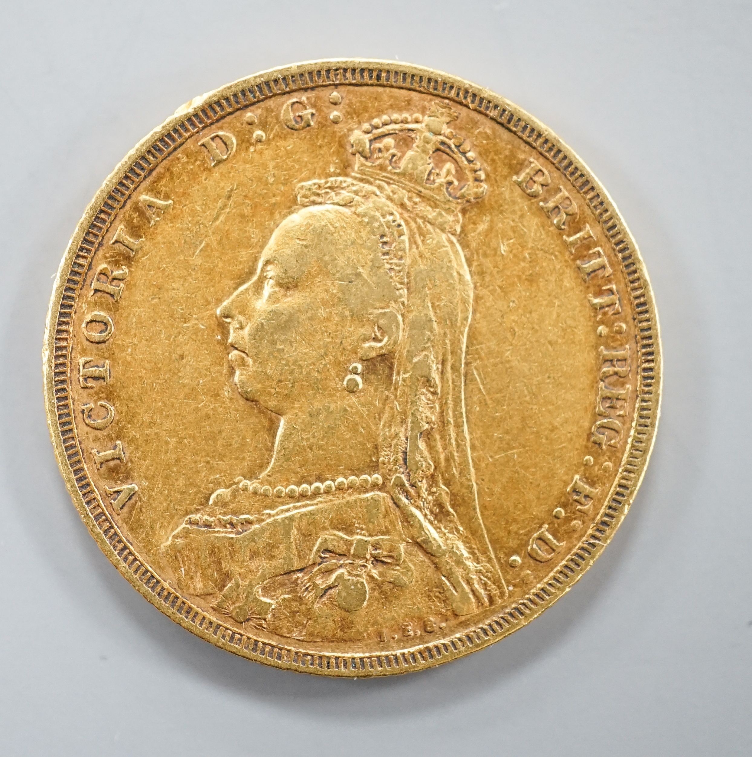 A Victorian 1889 gold full sovereign.